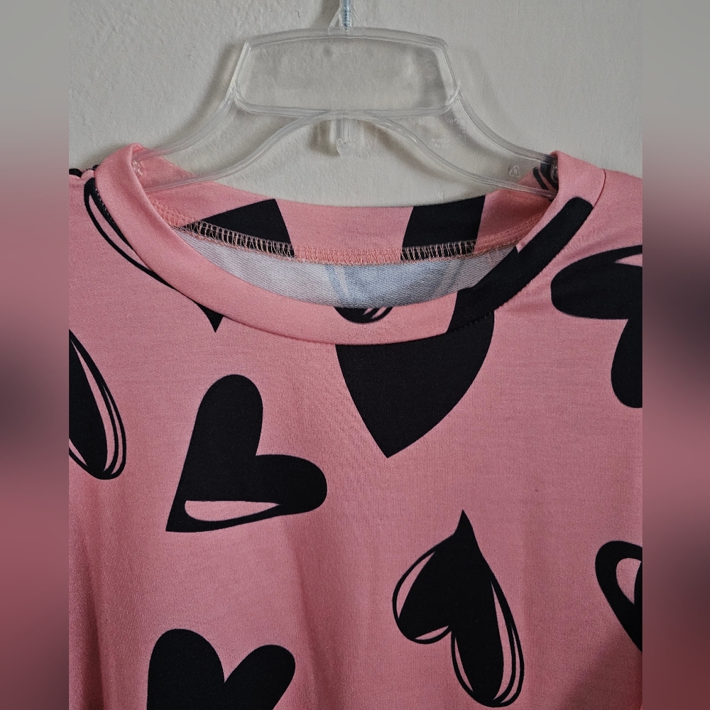 ❤️ Hearts Shirt (NEW) - Picture 6 of 8